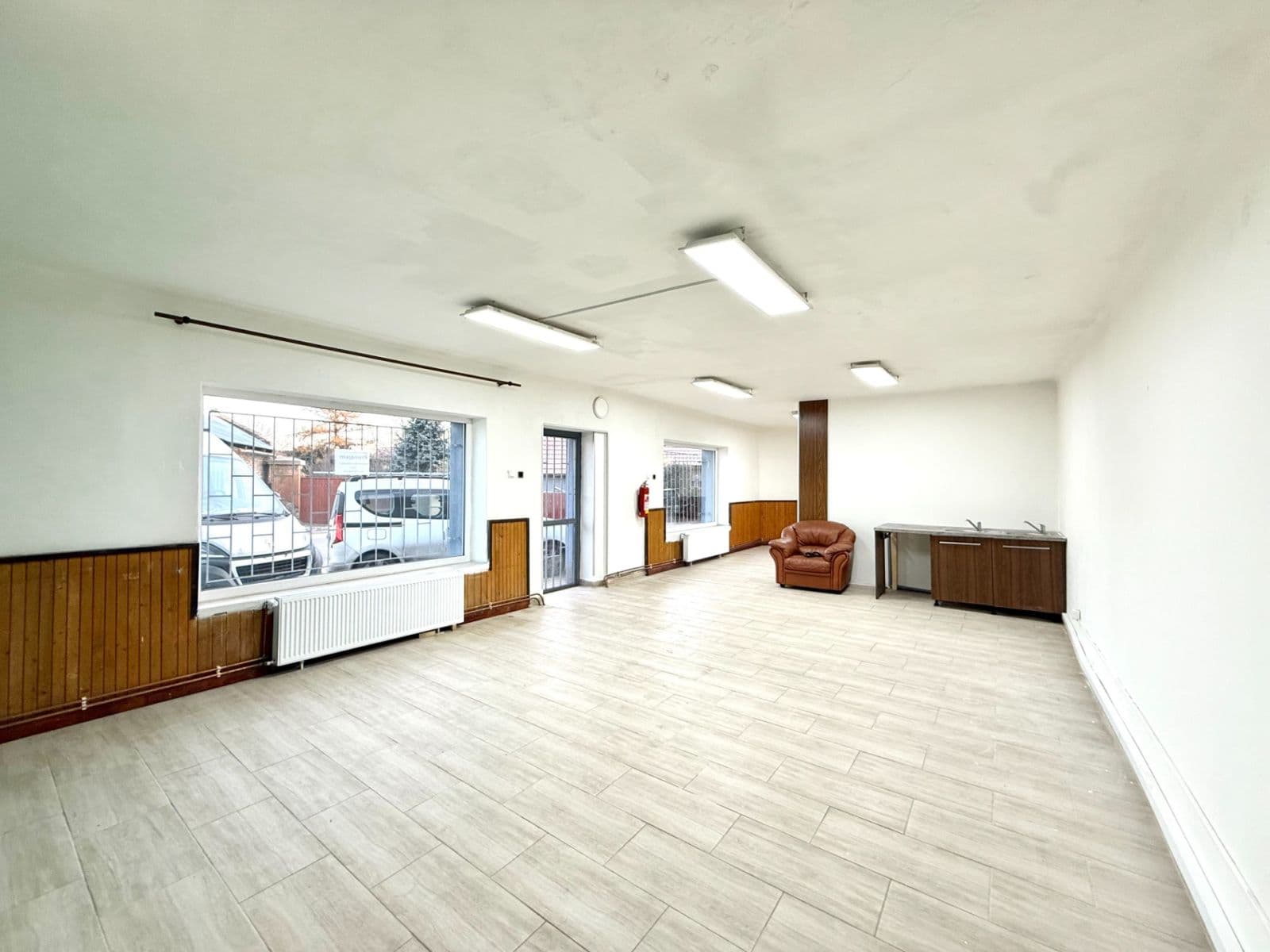 Pronájem domu 140 m², pozemek 50 m², Mělnická, Tišice, Středočeský kraj Pronájem domu 140 m², pozemek 50 m², Mělnická, Tišice, Středočeský kraj