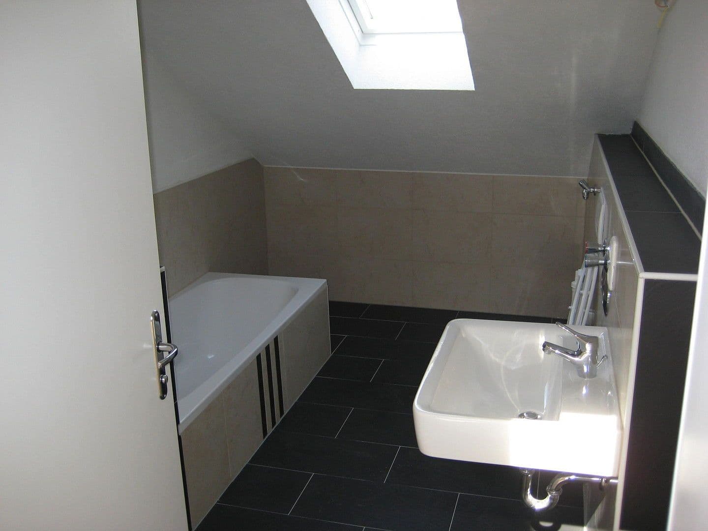 Pronájem bytu 2+kk 73 m², Hettenshausen / Jahnhöhe, Bavorsko Pronájem bytu 2+kk 73 m², Hettenshausen / Jahnhöhe, Bavorsko