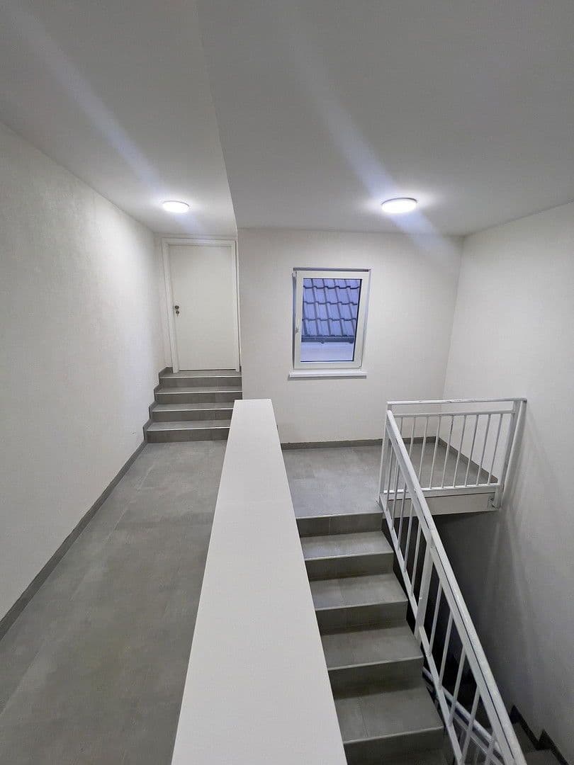 Pronájem bytu 4+1 91 m², Rathausstraße 7, Hockenheim, Bádensko-Württembersko Pronájem bytu 4+1 91 m², Rathausstraße 7, Hockenheim, Bádensko-Württembersko