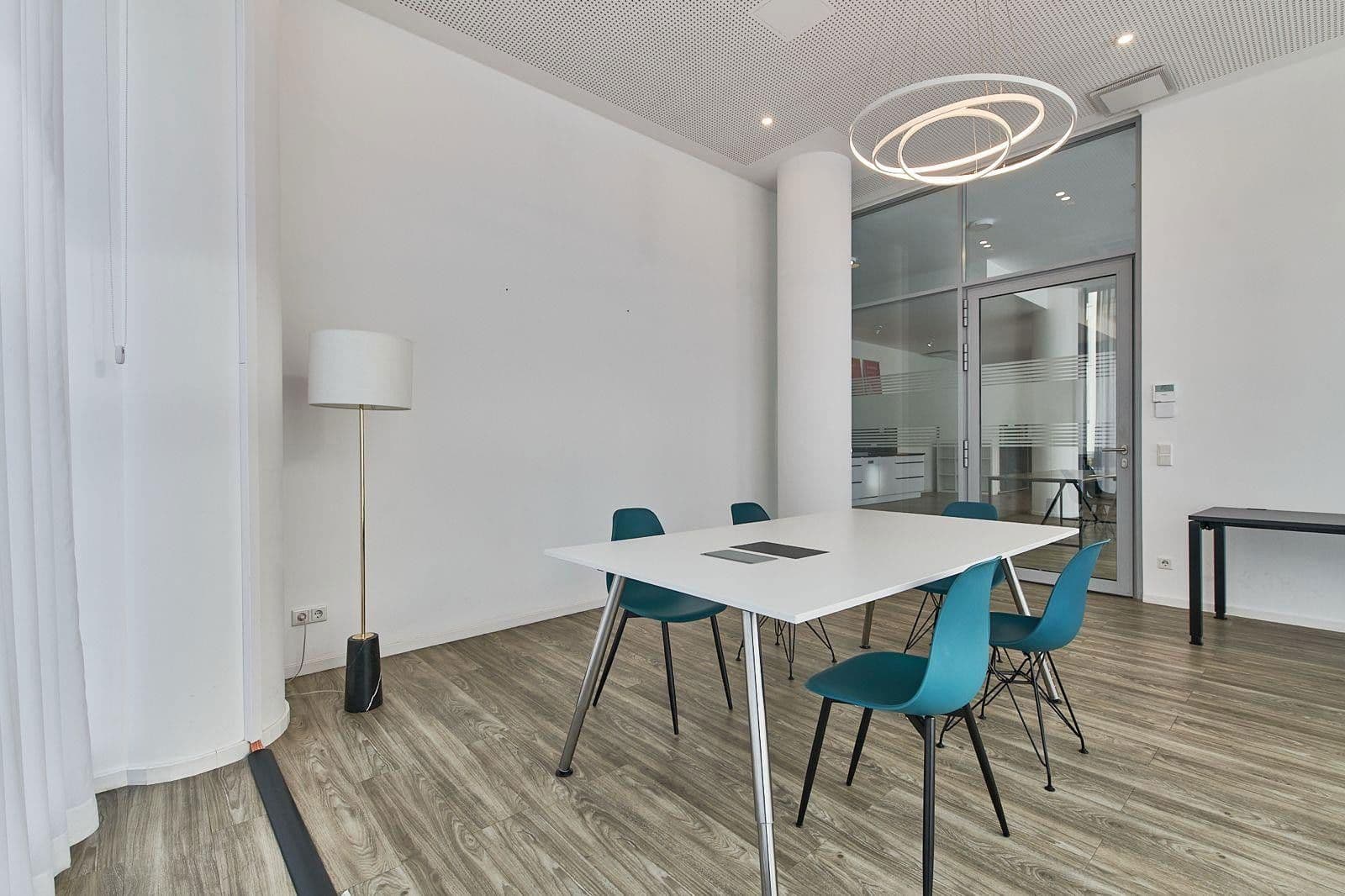 Pronájem kanceláře 541 m², Berlin, Berlín Pronájem kanceláře 541 m², Berlin, Berlín