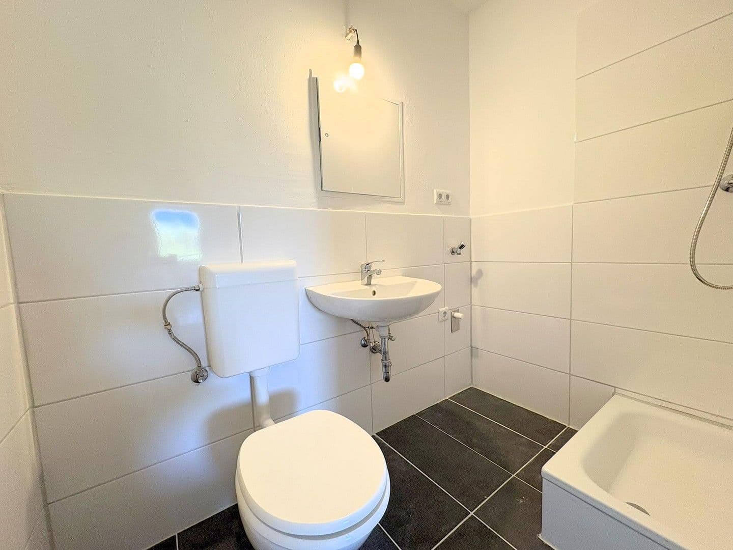 Pronájem bytu 3+1 71 m², Nordring 99b, Zhořelec, Sasko Pronájem bytu 3+1 71 m², Nordring 99b, Zhořelec, Sasko