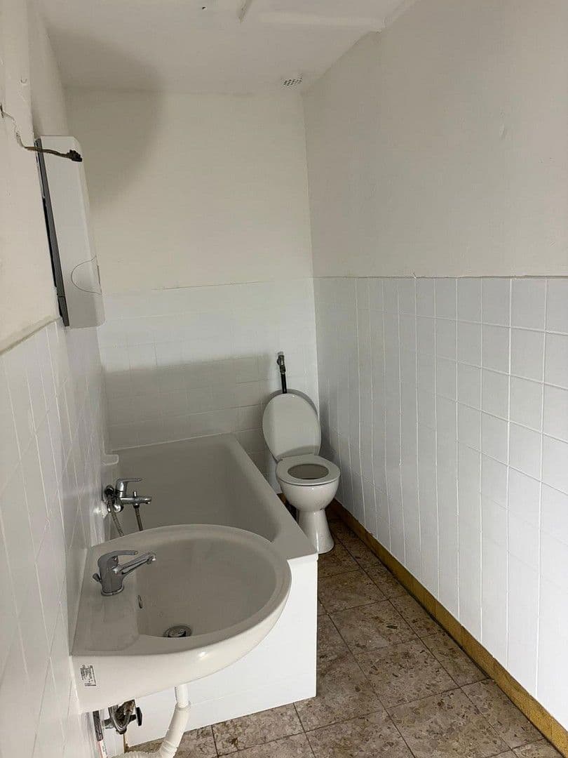 Pronájem bytu 2+1 62 m², Breyeller Straße 35, Nettetal, Severní Porýní-Vestfálsko Pronájem bytu 2+1 62 m², Breyeller Straße 35, Nettetal, Severní Porýní-Vestfálsko