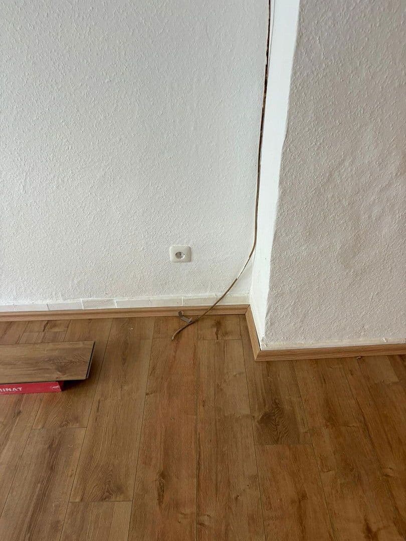 Pronájem bytu 2+1 62 m², Breyeller Straße 35, Nettetal, Severní Porýní-Vestfálsko Pronájem bytu 2+1 62 m², Breyeller Straße 35, Nettetal, Severní Porýní-Vestfálsko