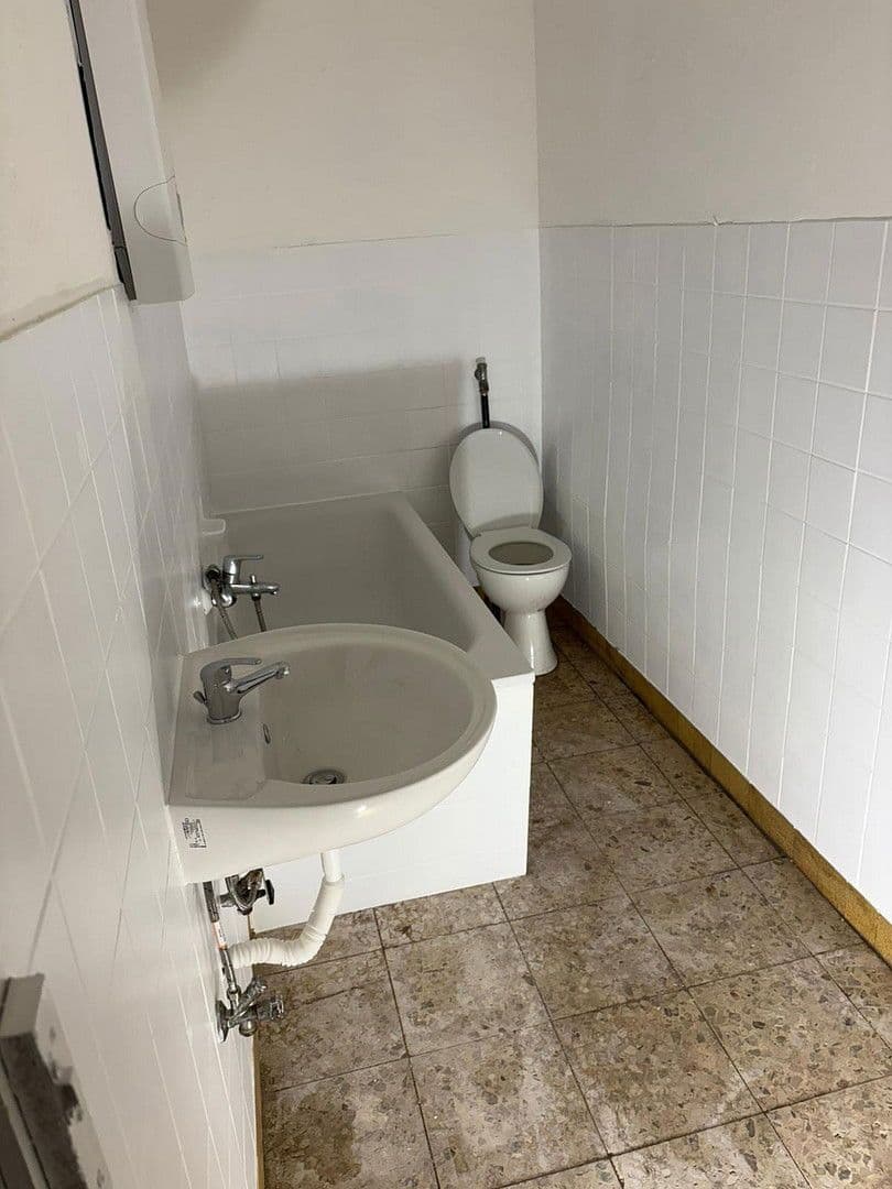 Pronájem bytu 2+1 62 m², Breyeller Straße 35, Nettetal, Severní Porýní-Vestfálsko Pronájem bytu 2+1 62 m², Breyeller Straße 35, Nettetal, Severní Porýní-Vestfálsko