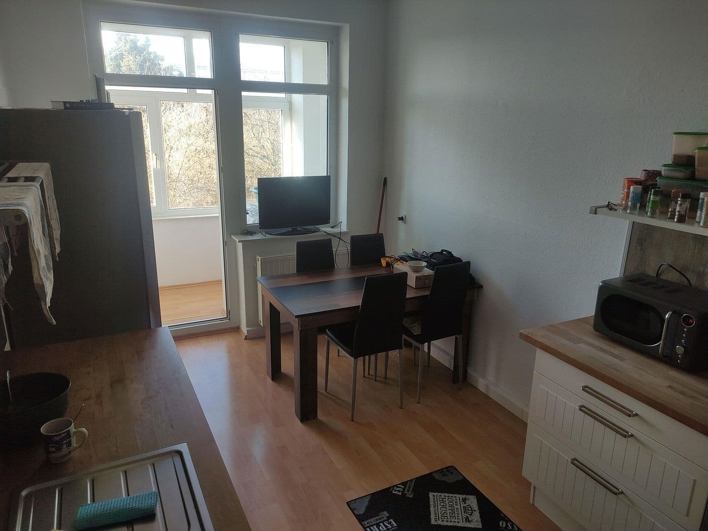 Pronájem bytu 2+1 59 m², Wächterstraße 29, Dresden, Sasko Pronájem bytu 2+1 59 m², Wächterstraße 29, Dresden, Sasko
