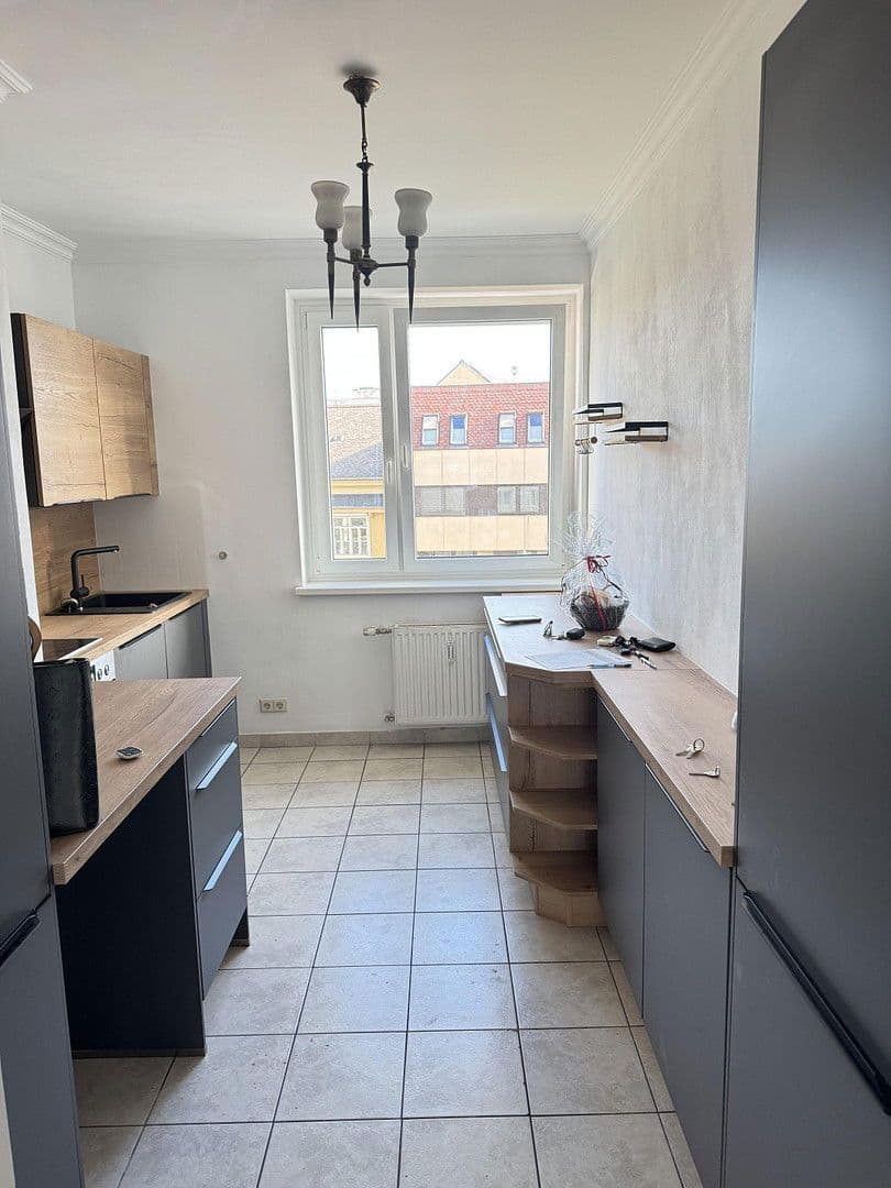 Pronájem bytu 4+1 100 m², Villacherstrasse 1B, Klagenfurt, Korutany Pronájem bytu 4+1 100 m², Villacherstrasse 1B, Klagenfurt, Korutany