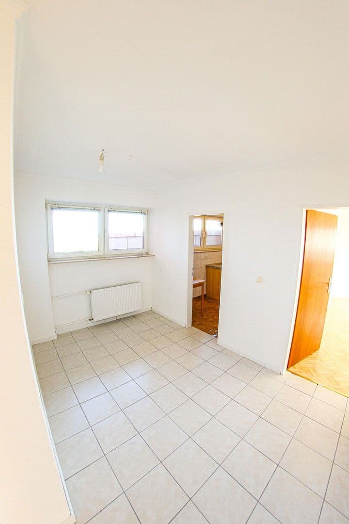 Pronájem bytu 3+kk 94 m², Hemmingen, Bádensko-Württembersko Pronájem bytu 3+kk 94 m², Hemmingen, Bádensko-Württembersko