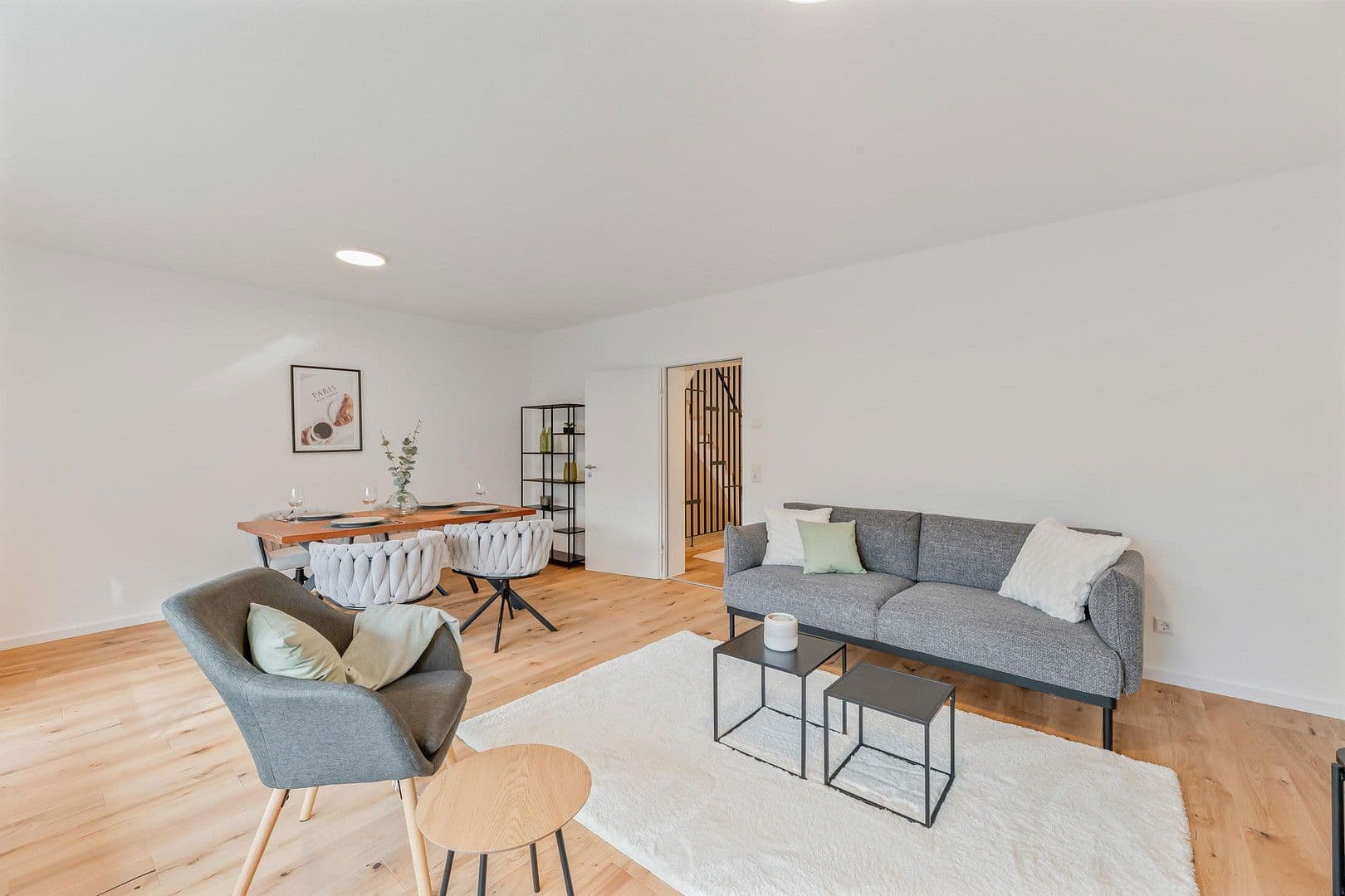 Prodej domu 200 m², pozemek 188 m², Saalbaustraße 29, Neu-Ulm, Bavorsko Prodej domu 200 m², pozemek 188 m², Saalbaustraße 29, Neu-Ulm, Bavorsko