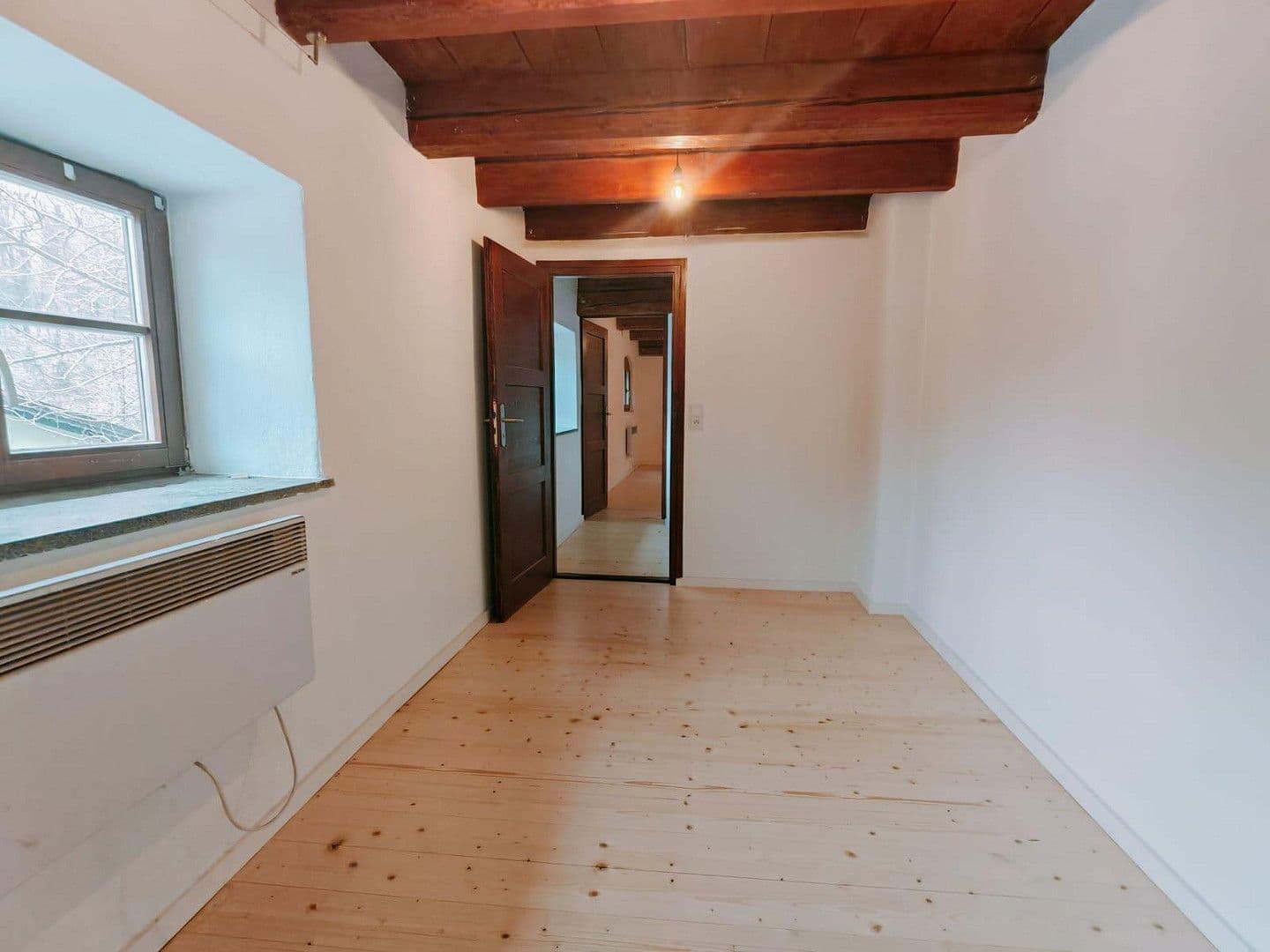 Prodej domu 130 m², pozemek 2.678 m², Manthalstr. 2, Berg, Bavorsko Prodej domu 130 m², pozemek 2.678 m², Manthalstr. 2, Berg, Bavorsko