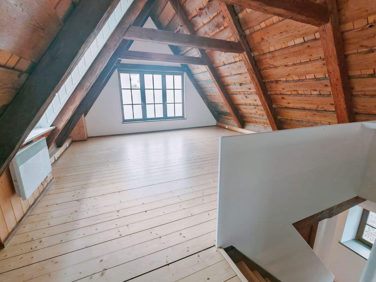 Prodej domu 130 m², pozemek 2.678 m², Manthalstr. 2, Berg, Bavorsko Prodej domu 130 m², pozemek 2.678 m², Manthalstr. 2, Berg, Bavorsko