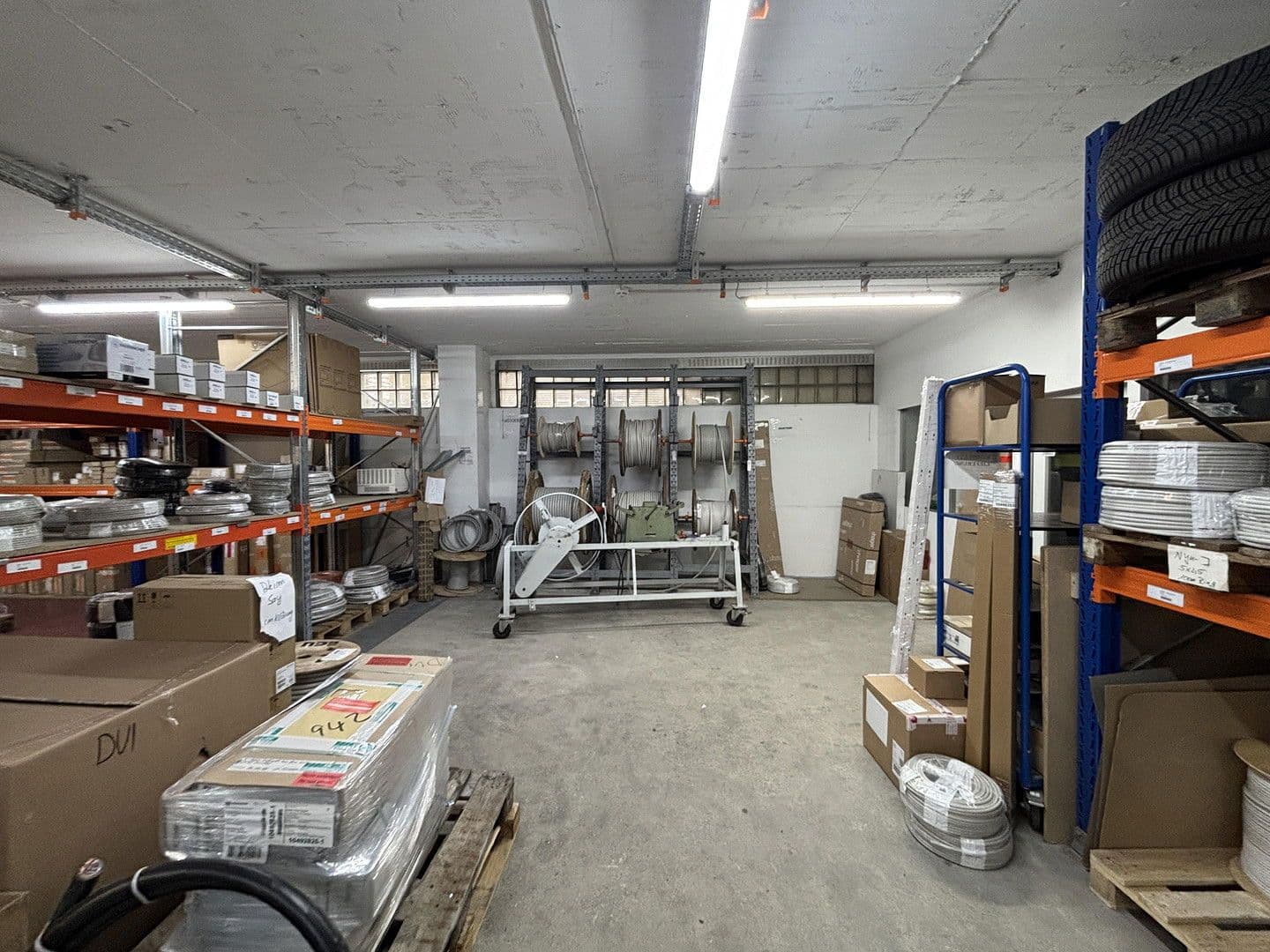 Pronájem nebytového prostoru 285 m², Münsterstrasse 330, Düsseldorf, Severní Porýní-Vestfálsko Pronájem nebytového prostoru 285 m², Münsterstrasse 330, Düsseldorf, Severní Porýní-Vestfálsko