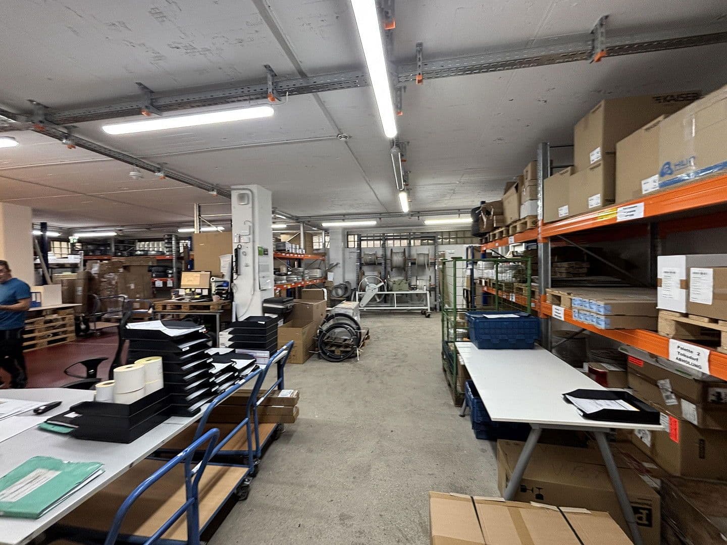 Pronájem nebytového prostoru 285 m², Münsterstrasse 330, Düsseldorf, Severní Porýní-Vestfálsko Pronájem nebytového prostoru 285 m², Münsterstrasse 330, Düsseldorf, Severní Porýní-Vestfálsko