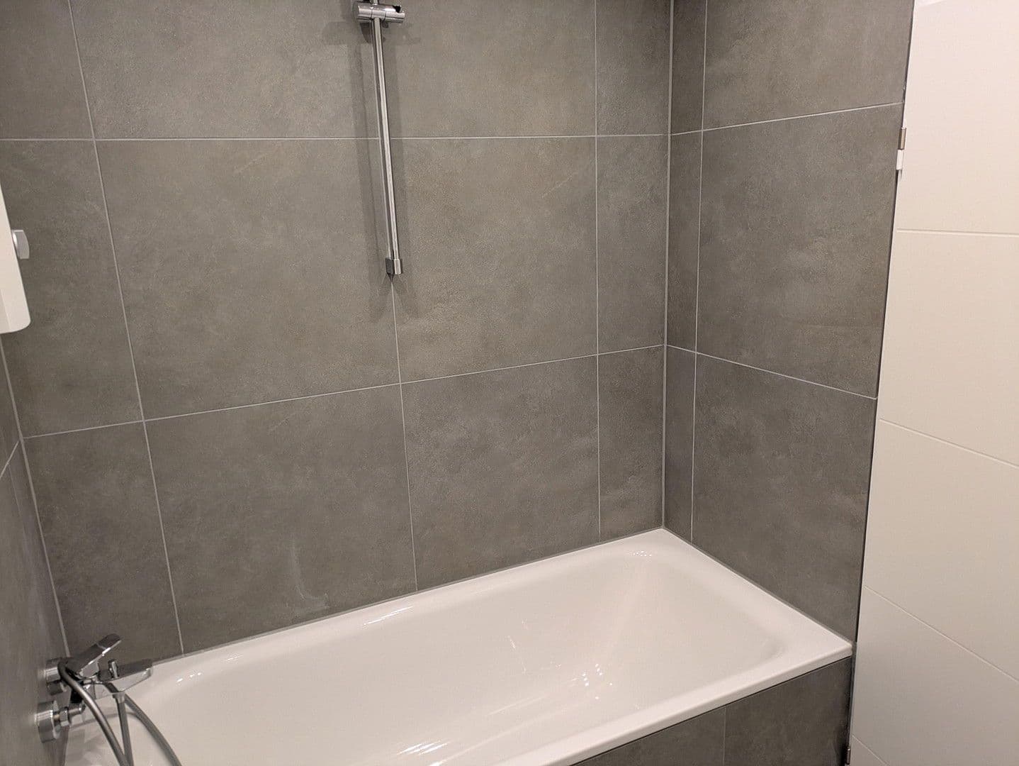 Pronájem bytu 3+kk 74 m², Leverkusen, Severní Porýní-Vestfálsko Pronájem bytu 3+kk 74 m², Leverkusen, Severní Porýní-Vestfálsko