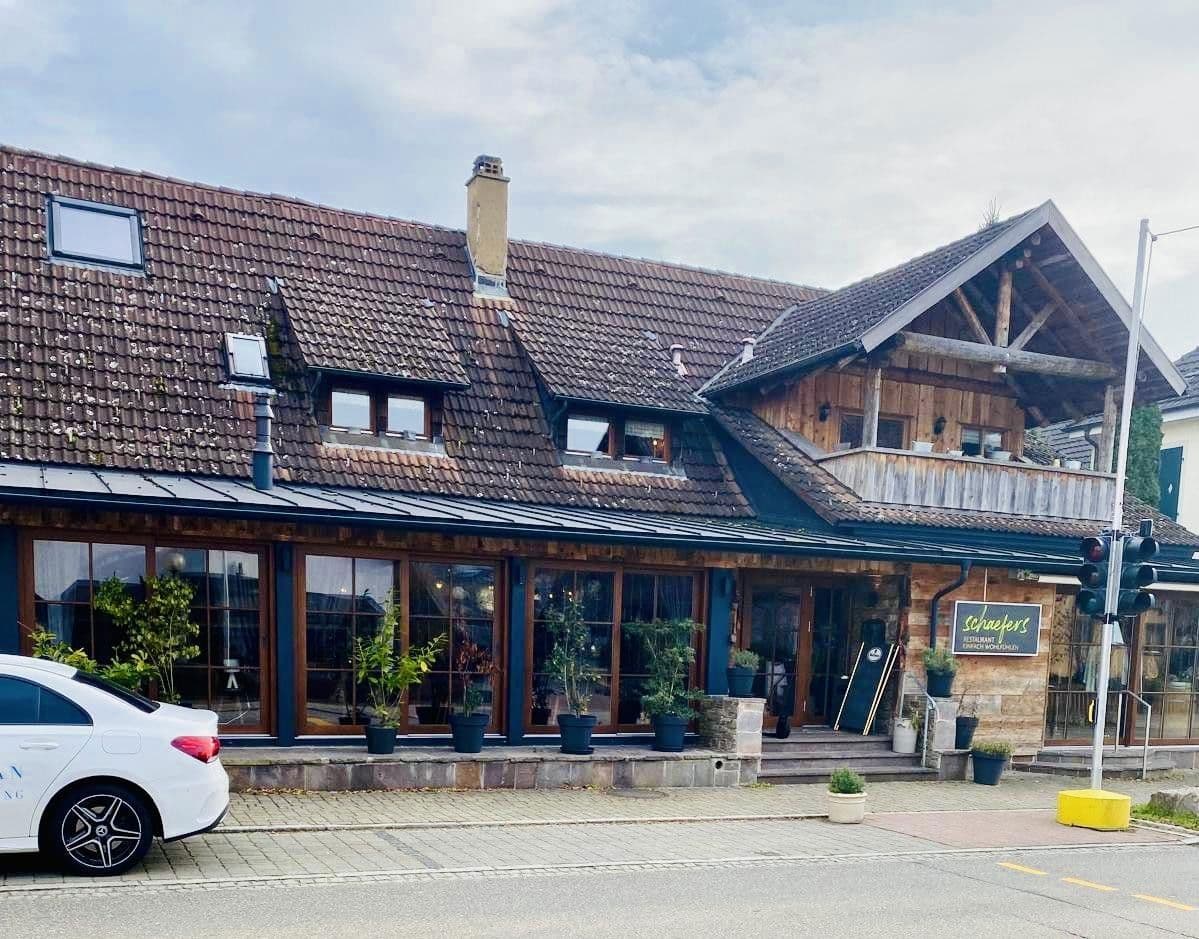 Prodej nebytového prostoru 1.100 m², Hauptstraße 40, Klettgau, Bádensko-Württembersko Prodej nebytového prostoru 1.100 m², Hauptstraße 40, Klettgau, Bádensko-Württembersko