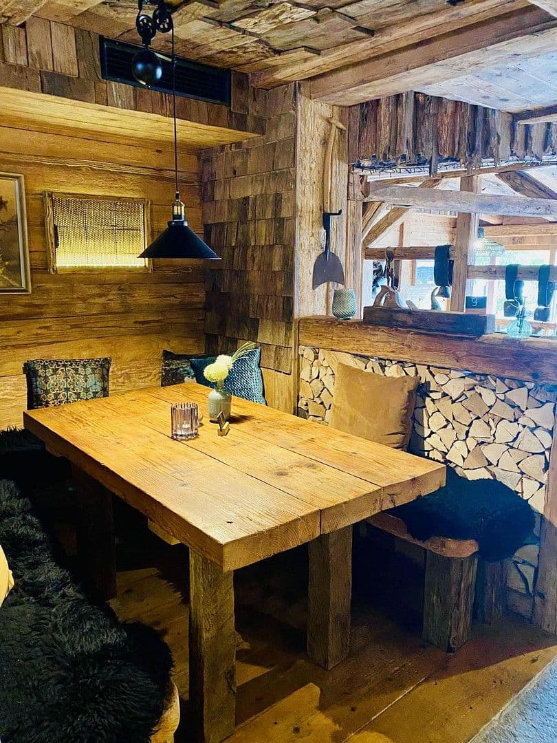 Prodej nebytového prostoru 1.100 m², Hauptstraße 40, Klettgau, Bádensko-Württembersko Prodej nebytového prostoru 1.100 m², Hauptstraße 40, Klettgau, Bádensko-Württembersko