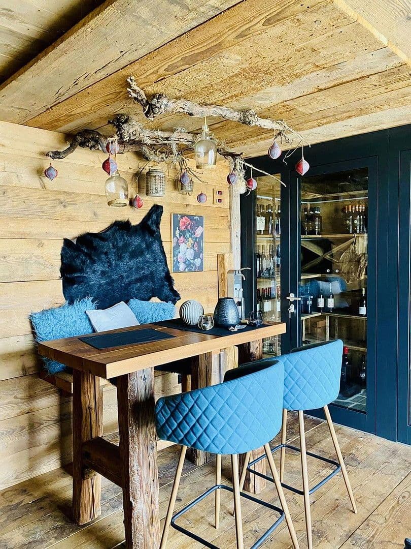 Prodej nebytového prostoru 1.100 m², Hauptstraße 40, Klettgau, Bádensko-Württembersko Prodej nebytového prostoru 1.100 m², Hauptstraße 40, Klettgau, Bádensko-Württembersko