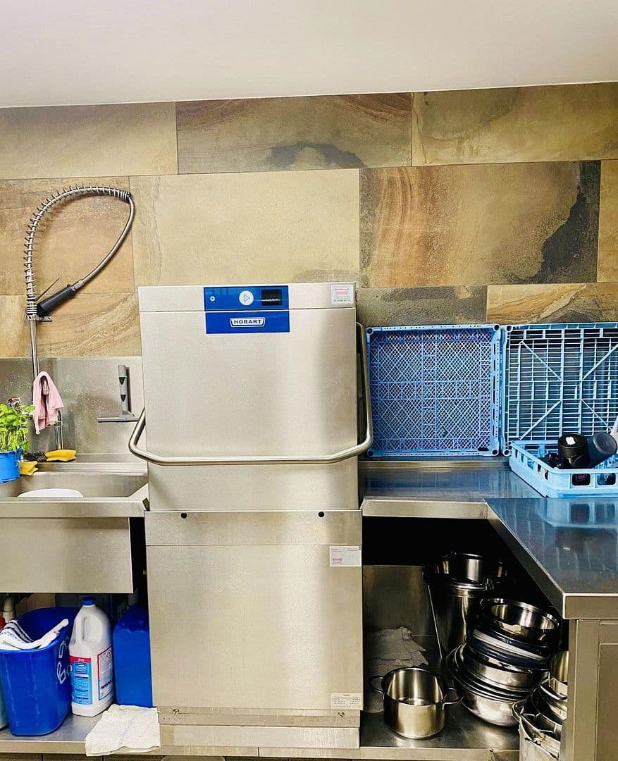 Prodej nebytového prostoru 1.100 m², Hauptstraße 40, Klettgau, Bádensko-Württembersko Prodej nebytového prostoru 1.100 m², Hauptstraße 40, Klettgau, Bádensko-Württembersko