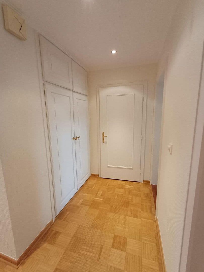 Pronájem bytu 2+1 64 m², Nordbahnhofstr. 27, Husum, Šlesvicko-Holštýnsko Pronájem bytu 2+1 64 m², Nordbahnhofstr. 27, Husum, Šlesvicko-Holštýnsko