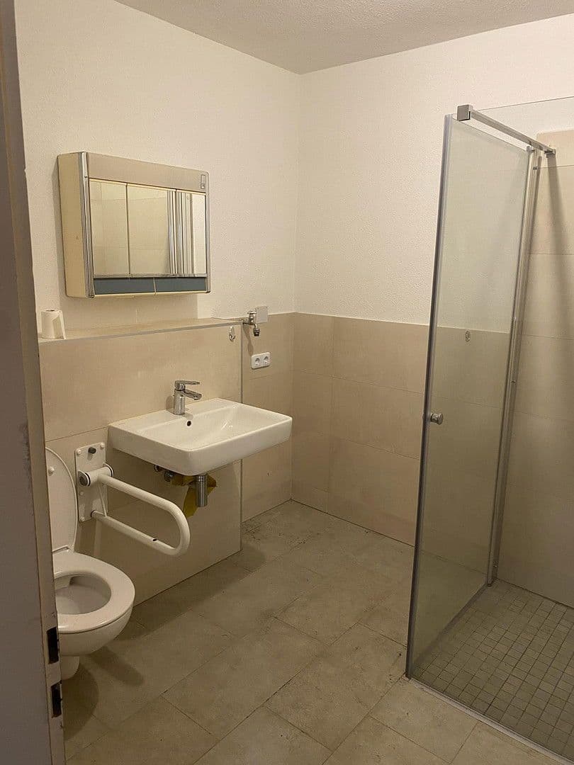 Pronájem bytu 13 m², Wilhelmstraße 9, Fellbach, Bádensko-Württembersko Pronájem bytu 13 m², Wilhelmstraße 9, Fellbach, Bádensko-Württembersko