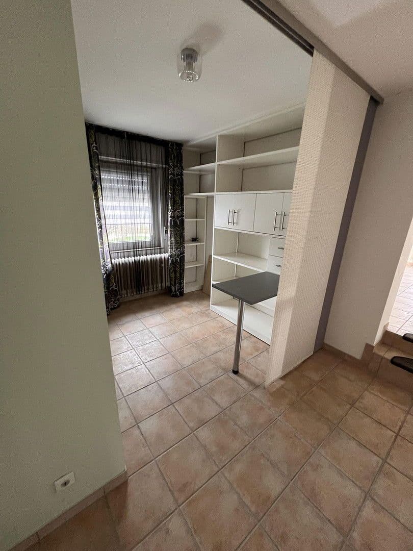 Prodej bytu 4+1 91 m², Bismarckstraße 56, Pforzheim, Bádensko-Württembersko Prodej bytu 4+1 91 m², Bismarckstraße 56, Pforzheim, Bádensko-Württembersko