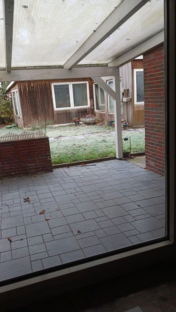 Pronájem domu 120 m², pozemek 1.300 m², Wiefelstede, Dolní Sasko Pronájem domu 120 m², pozemek 1.300 m², Wiefelstede, Dolní Sasko