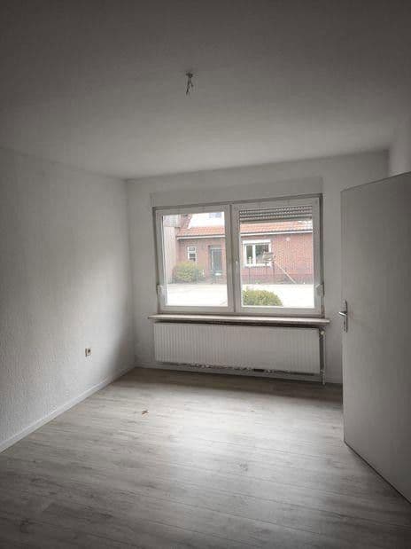 Prodej domu 120 m², pozemek 1.300 m², Wiefelstede, Dolní Sasko Prodej domu 120 m², pozemek 1.300 m², Wiefelstede, Dolní Sasko