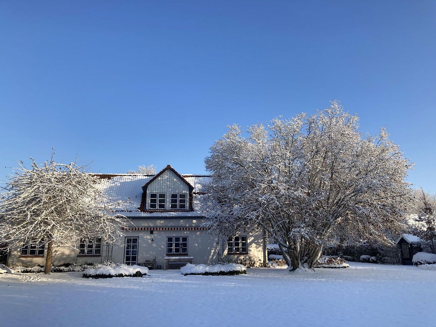 Prodej domu 173 m², pozemek 3.994 m², Eutin, Šlesvicko-Holštýnsko Prodej domu 173 m², pozemek 3.994 m², Eutin, Šlesvicko-Holštýnsko