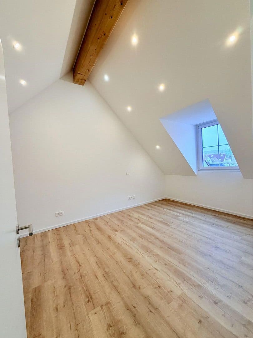 Pronájem domu 145 m², pozemek 30 m², Idstein, Hessen Pronájem domu 145 m², pozemek 30 m², Idstein, Hessen