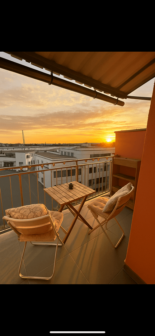 Pronájem bytu 2+1 62 m², Kopernikusstrasse 75, Düsseldorf, Severní Porýní-Vestfálsko Pronájem bytu 2+1 62 m², Kopernikusstrasse 75, Düsseldorf, Severní Porýní-Vestfálsko