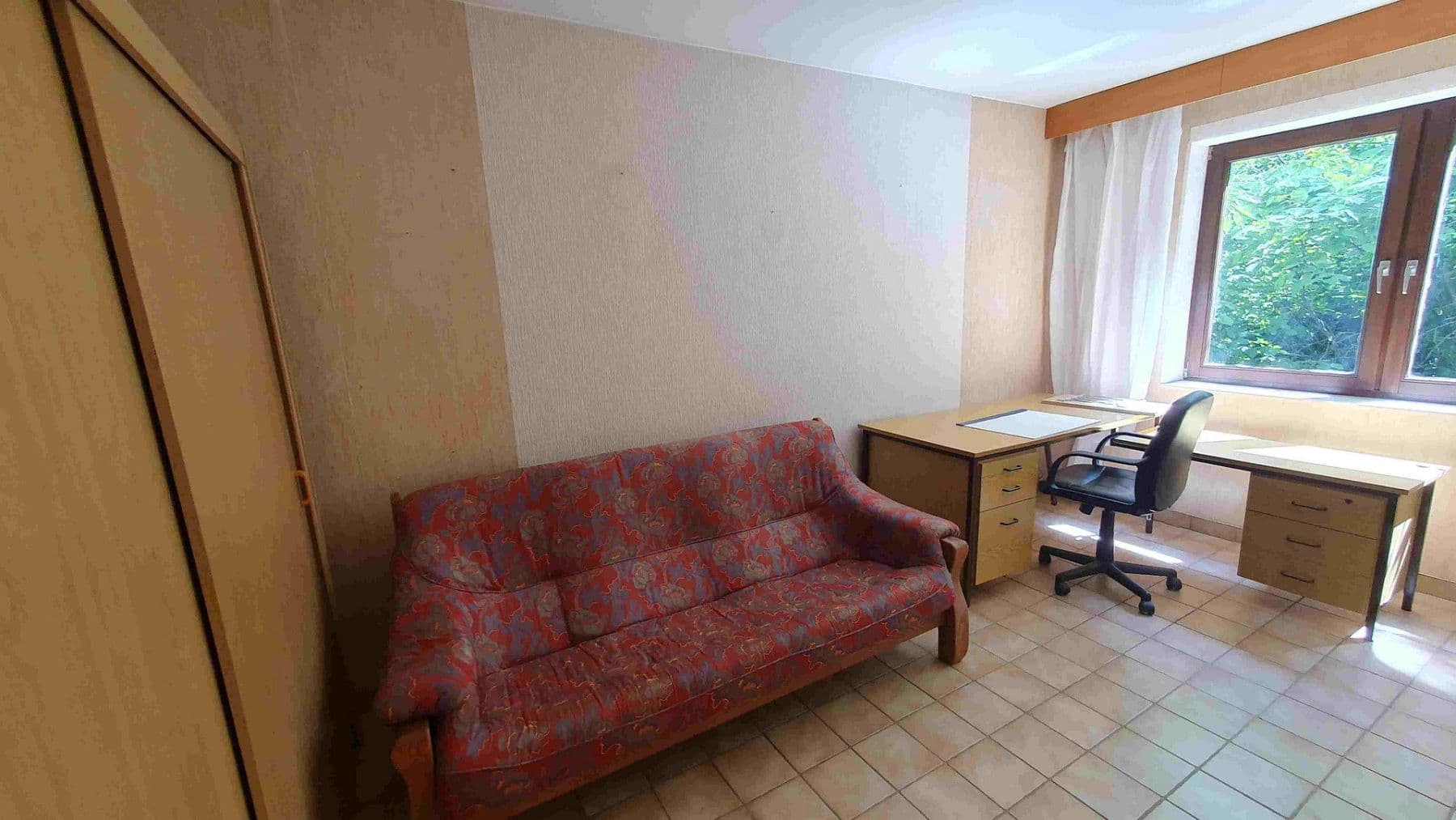 Prodej domu 199 m², pozemek 984 m², Langenlonsheim, Porýní-Falc Prodej domu 199 m², pozemek 984 m², Langenlonsheim, Porýní-Falc