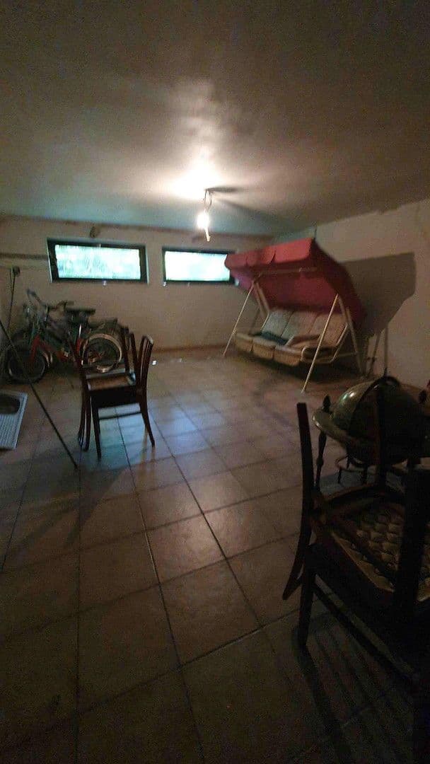 Prodej domu 199 m², pozemek 984 m², Langenlonsheim, Porýní-Falc Prodej domu 199 m², pozemek 984 m², Langenlonsheim, Porýní-Falc