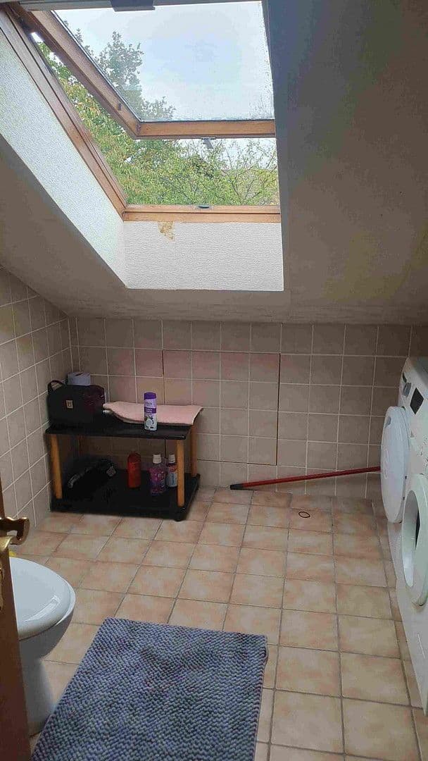 Prodej domu 199 m², pozemek 984 m², Langenlonsheim, Porýní-Falc Prodej domu 199 m², pozemek 984 m², Langenlonsheim, Porýní-Falc