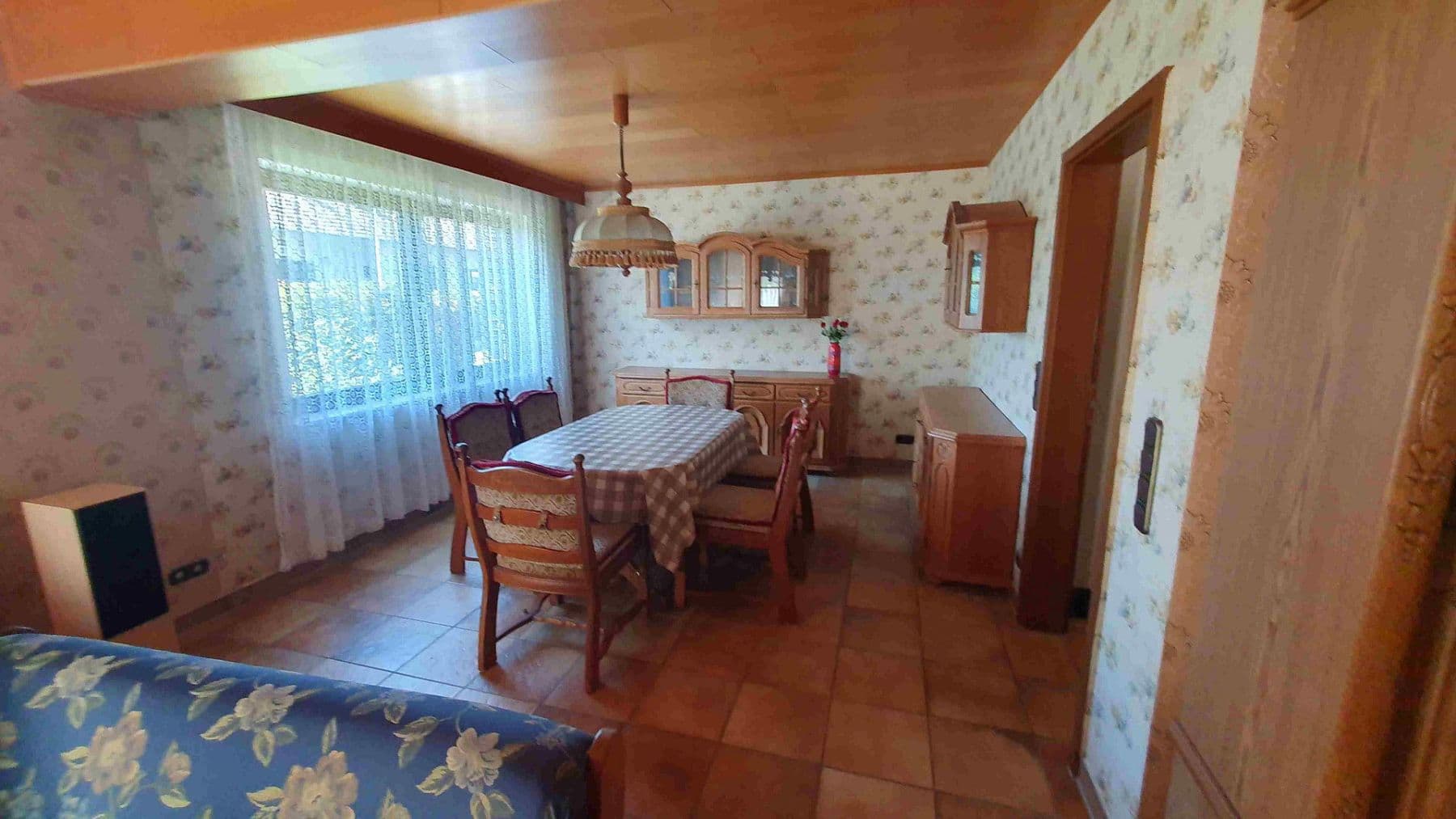 Prodej domu 199 m², pozemek 984 m², Langenlonsheim, Porýní-Falc Prodej domu 199 m², pozemek 984 m², Langenlonsheim, Porýní-Falc