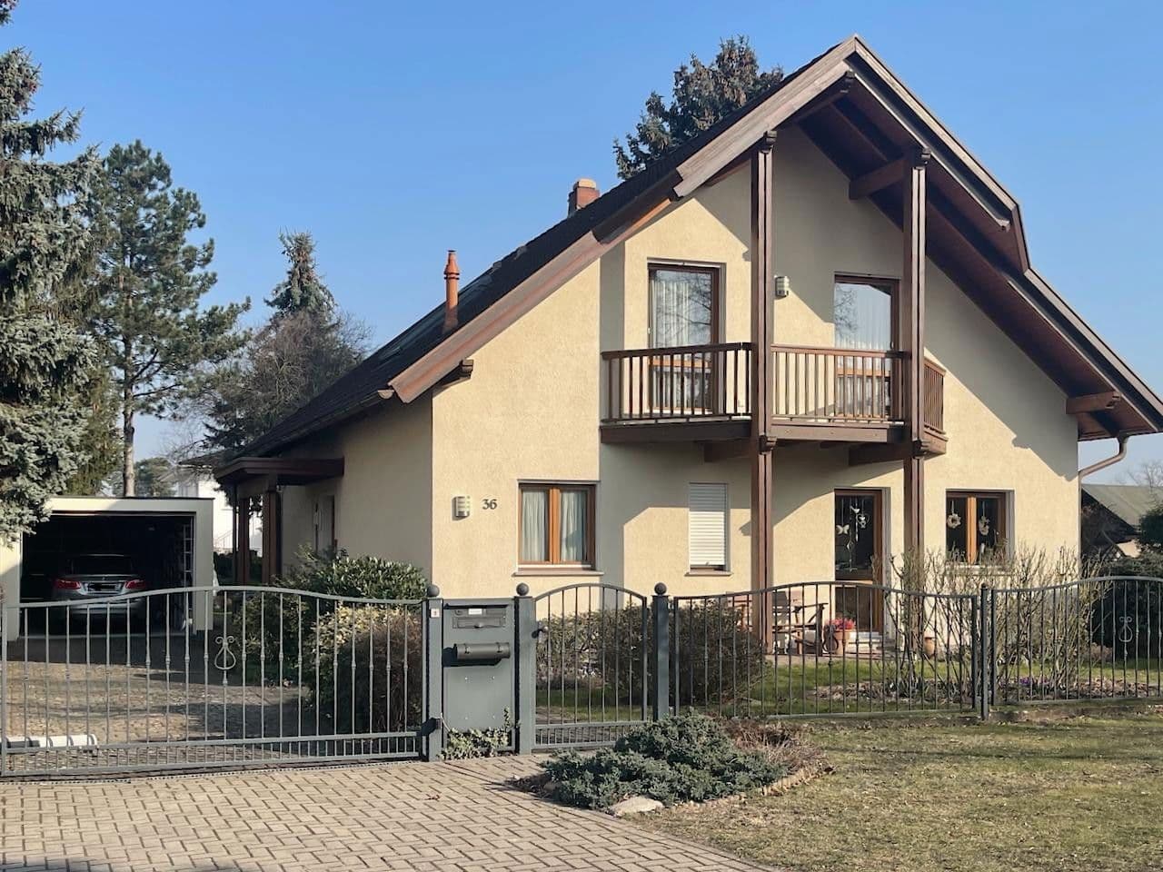 Prodej domu 169 m², pozemek 758 m², Glienicke/Nordbahn, Braniborsko Prodej domu 169 m², pozemek 758 m², Glienicke/Nordbahn, Braniborsko