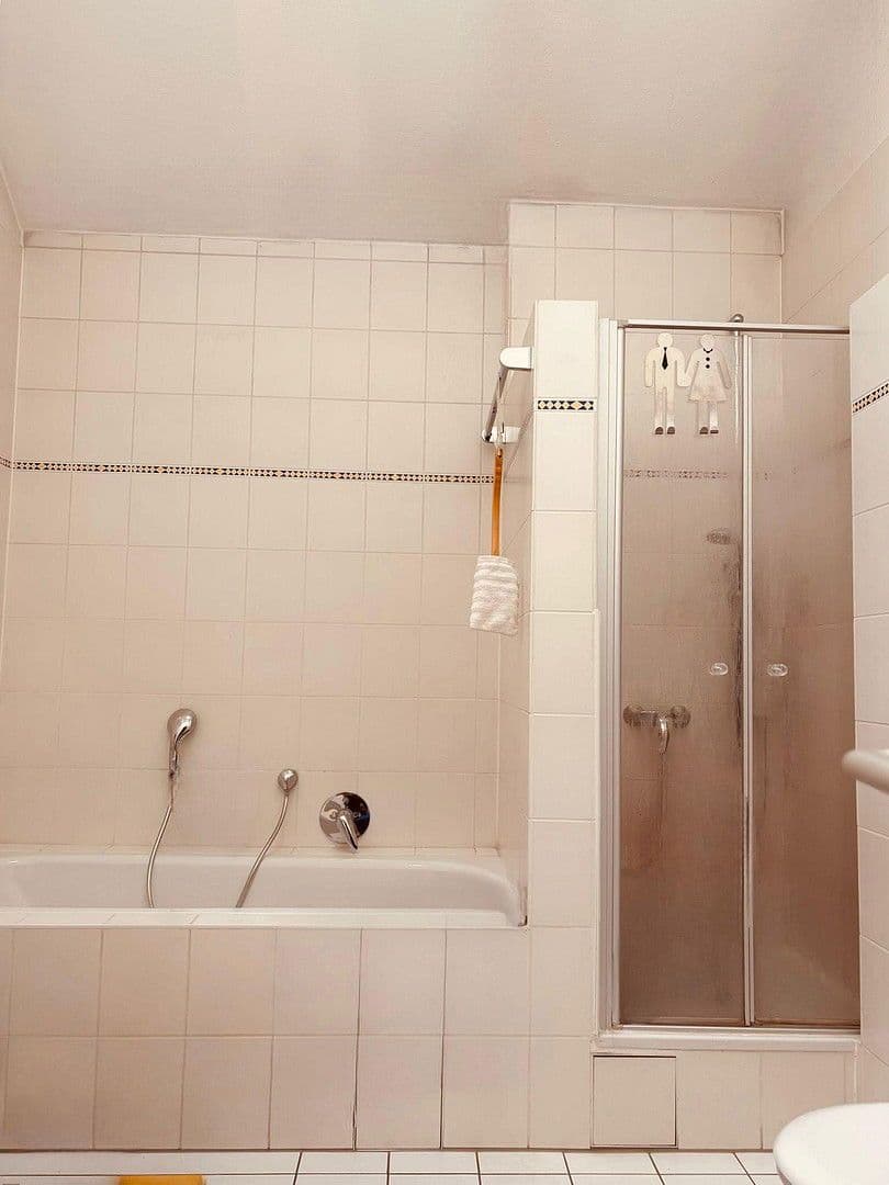 Pronájem bytu 3+1 150 m², Ludwigshafen am Rhein, Porýní-Falc Pronájem bytu 3+1 150 m², Ludwigshafen am Rhein, Porýní-Falc