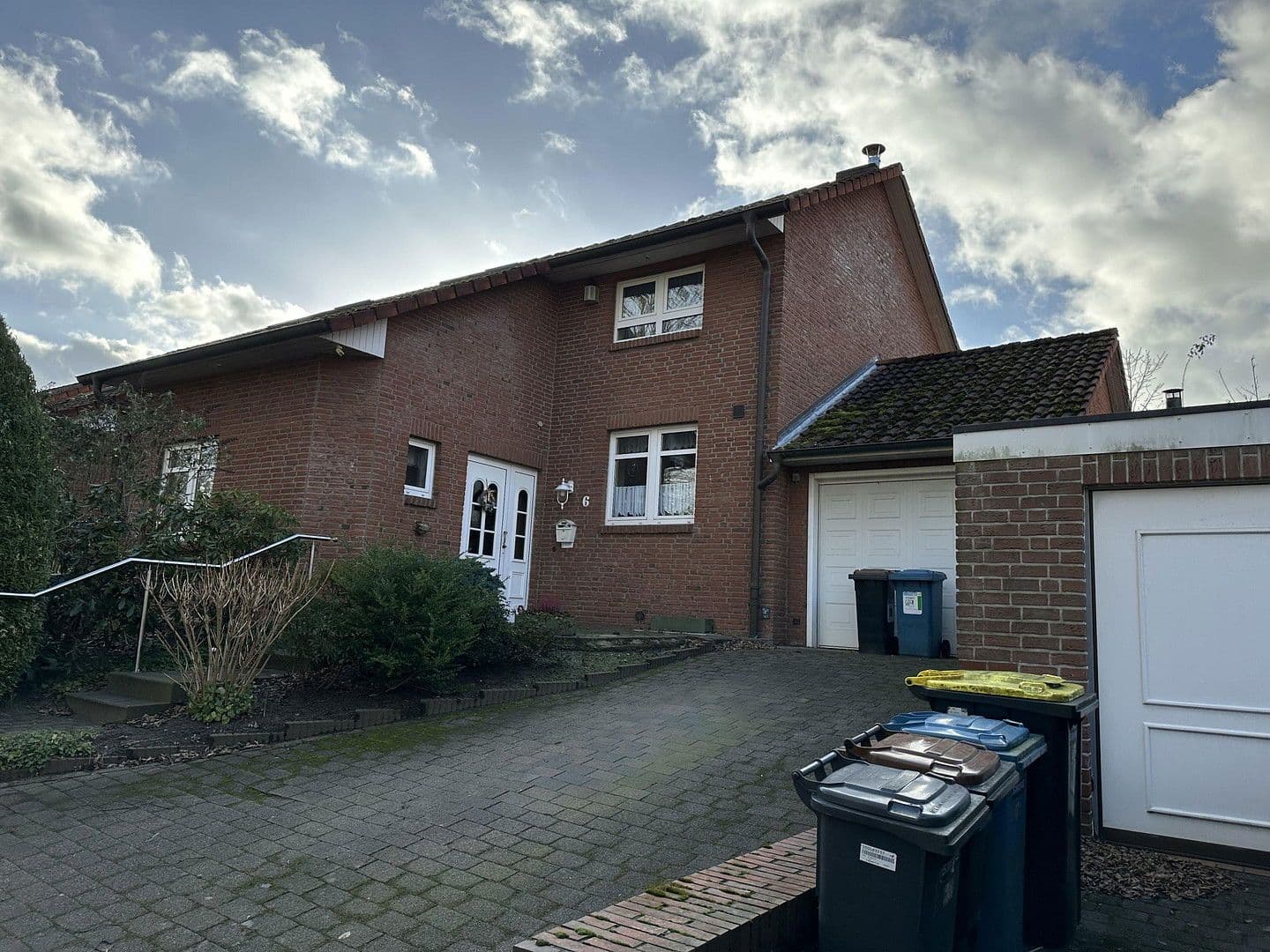 Prodej domu 115 m², pozemek 406 m², Beim Katerstieg 6, Trittau, Šlesvicko-Holštýnsko Prodej domu 115 m², pozemek 406 m², Beim Katerstieg 6, Trittau, Šlesvicko-Holštýnsko