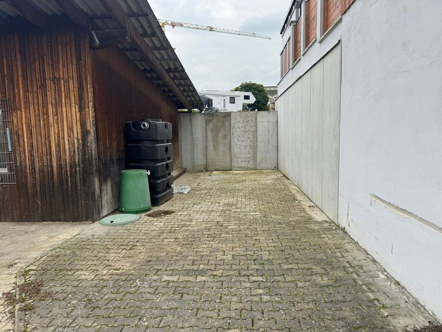 Pronájem nebytového prostoru 862 m², Ofterdingen, Bádensko-Württembersko Pronájem nebytového prostoru 862 m², Ofterdingen, Bádensko-Württembersko