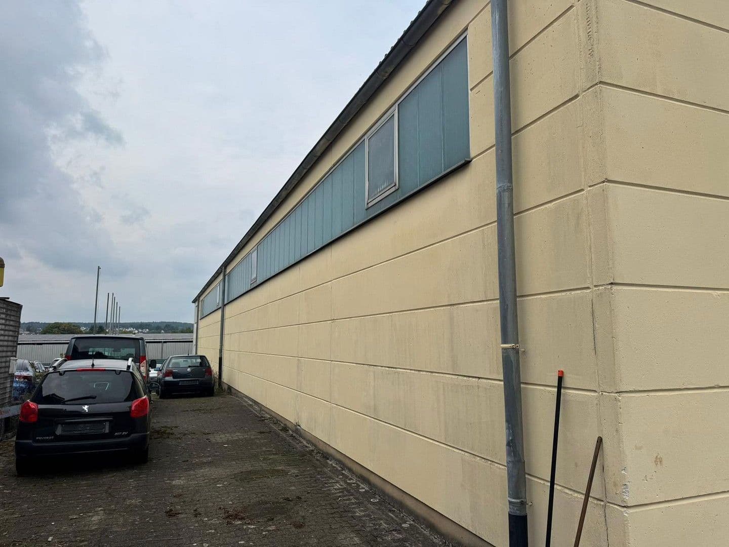 Pronájem nebytového prostoru 862 m², Ofterdingen, Bádensko-Württembersko Pronájem nebytového prostoru 862 m², Ofterdingen, Bádensko-Württembersko