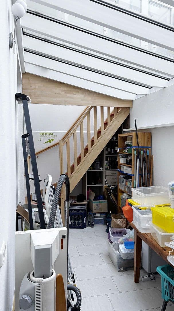 Pronájem bytu 3+kk 85 m², Nienburger Straße 2, Bremen, Bremen Pronájem bytu 3+kk 85 m², Nienburger Straße 2, Bremen, Bremen