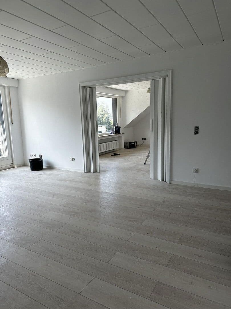 Prodej bytu 4+kk 115 m², Oberhausen, Severní Porýní-Vestfálsko Prodej bytu 4+kk 115 m², Oberhausen, Severní Porýní-Vestfálsko