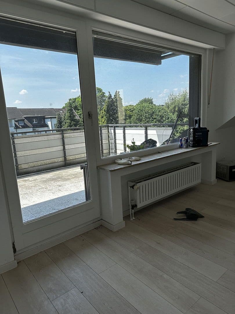 Prodej bytu 4+kk 115 m², Oberhausen, Severní Porýní-Vestfálsko Prodej bytu 4+kk 115 m², Oberhausen, Severní Porýní-Vestfálsko