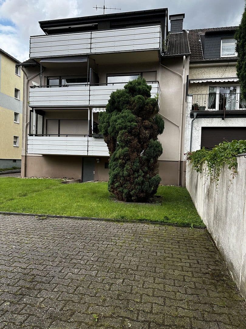Prodej bytu 4+kk 115 m², Oberhausen, Severní Porýní-Vestfálsko Prodej bytu 4+kk 115 m², Oberhausen, Severní Porýní-Vestfálsko