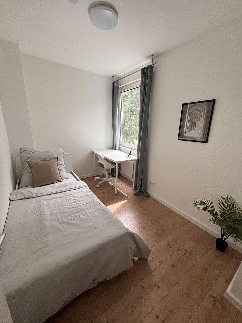 Pronájem bytu 10 m², Albert-Blank-Straße 34A, Frankfurt am Main, Hessen Pronájem bytu 10 m², Albert-Blank-Straße 34A, Frankfurt am Main, Hessen