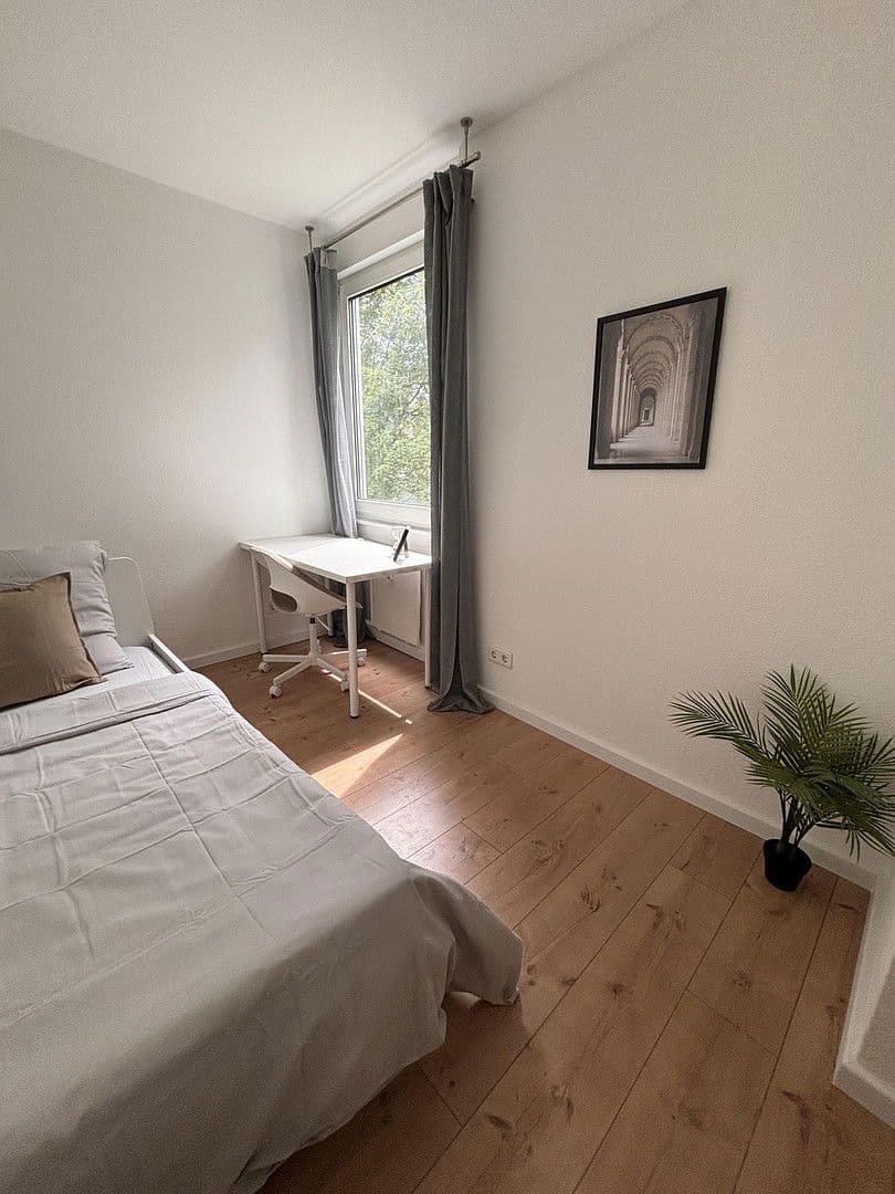 Pronájem bytu 10 m², Albert-Blank-Straße 34A, Frankfurt am Main, Hessen Pronájem bytu 10 m², Albert-Blank-Straße 34A, Frankfurt am Main, Hessen