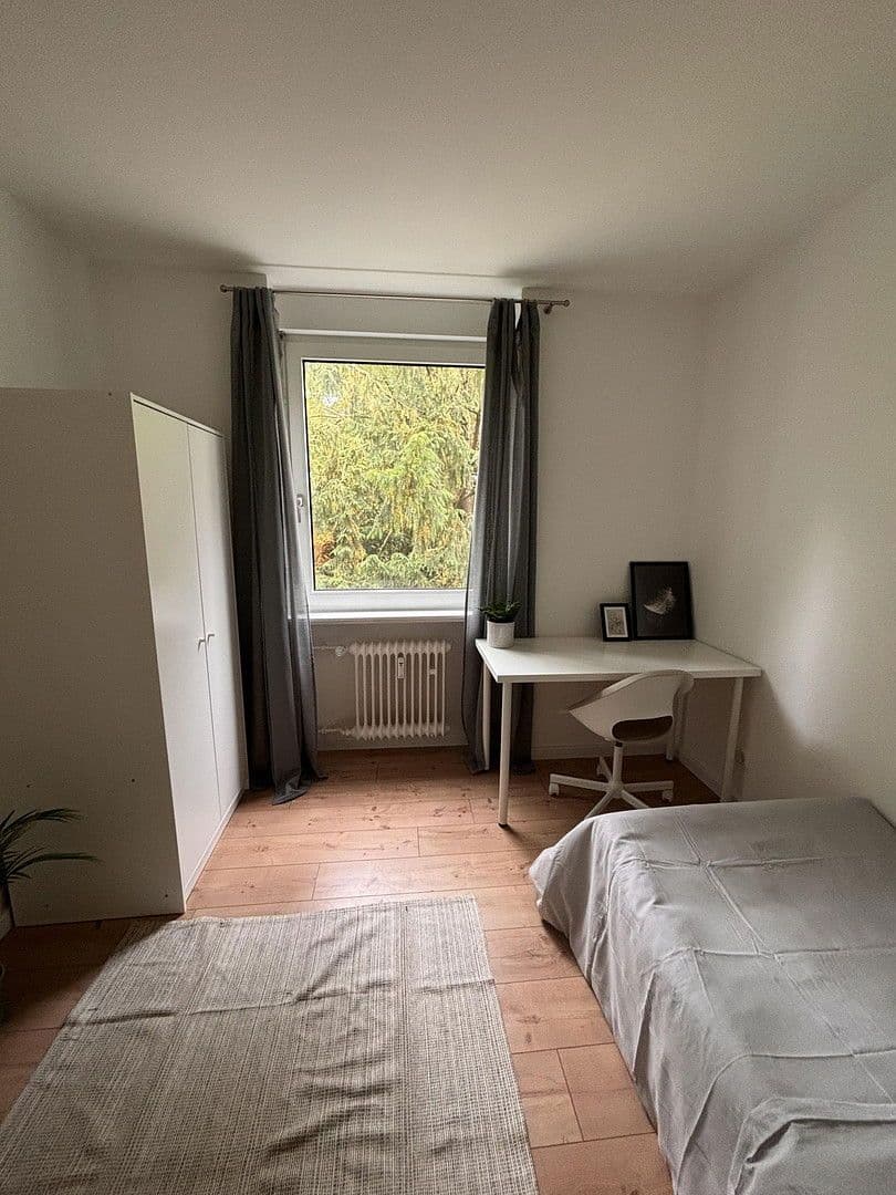 Pronájem bytu 10 m², Albert-Blank-Straße 34A, Frankfurt am Main, Hessen Pronájem bytu 10 m², Albert-Blank-Straße 34A, Frankfurt am Main, Hessen