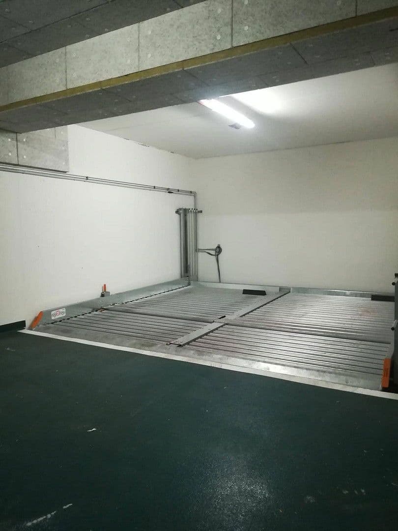 Pronájem garáže, Van der Nüll Gasse 78, Wien, Wien Pronájem garáže, Van der Nüll Gasse 78, Wien, Wien