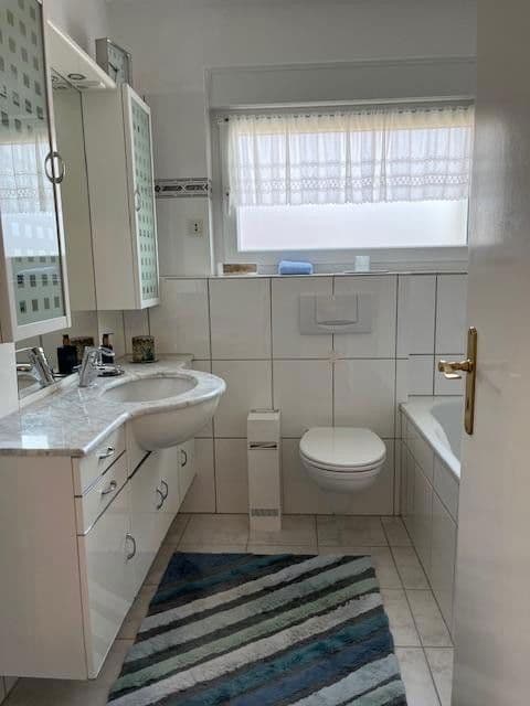 Prodej bytu 2+kk 63 m², Wuppertal, Severní Porýní-Vestfálsko Prodej bytu 2+kk 63 m², Wuppertal, Severní Porýní-Vestfálsko