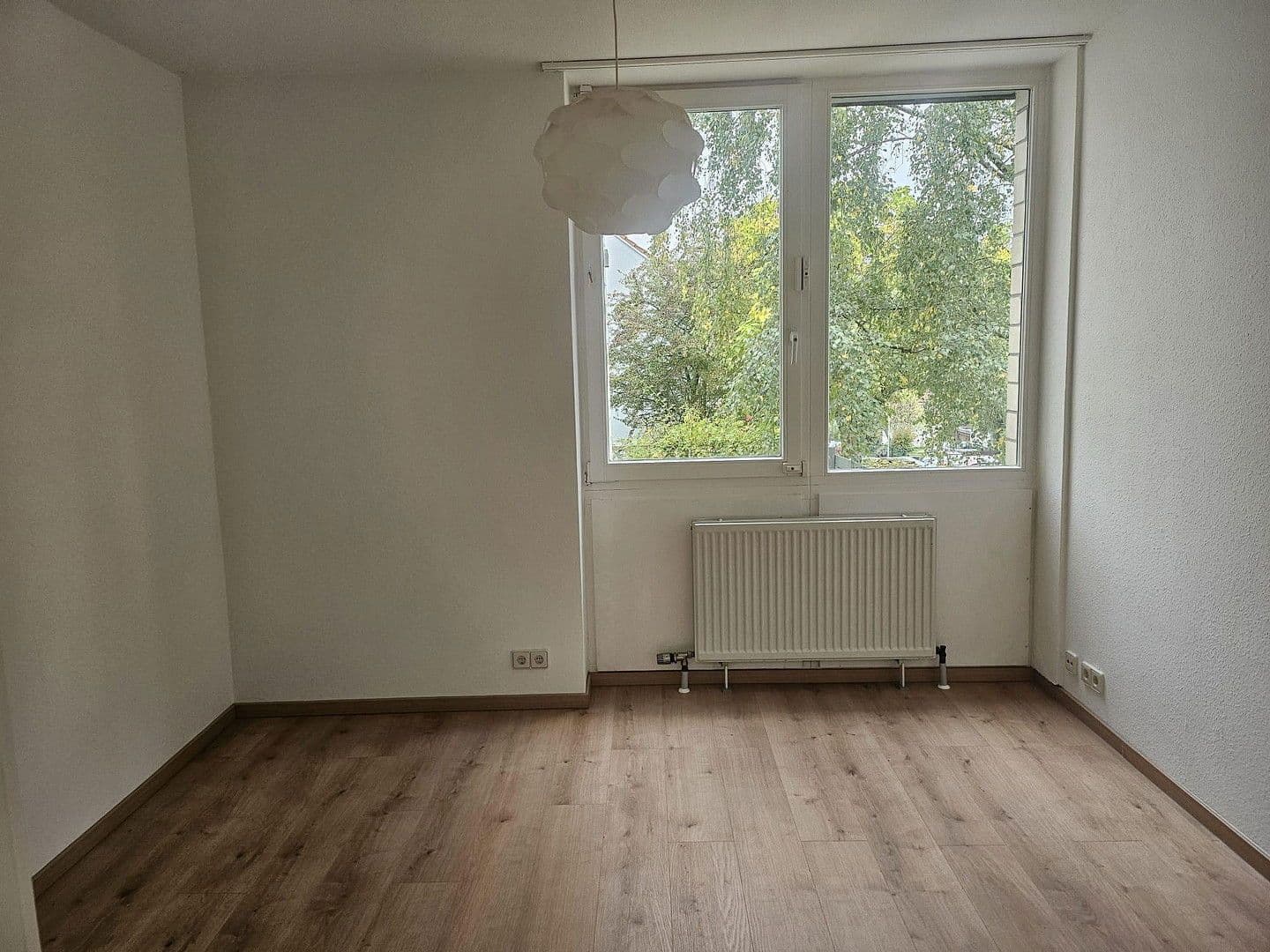 Pronájem bytu 3+1 92 m², Ampferweg 1, Göttingen, Dolní Sasko Pronájem bytu 3+1 92 m², Ampferweg 1, Göttingen, Dolní Sasko