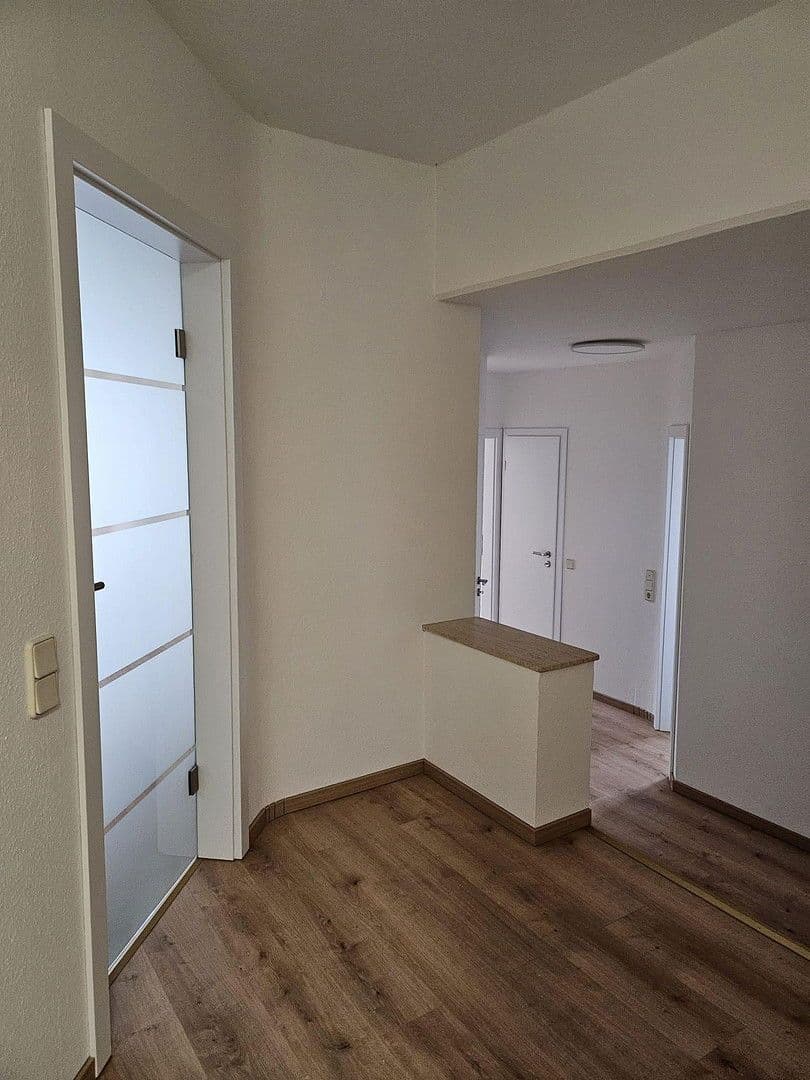 Pronájem bytu 3+1 92 m², Ampferweg 1, Göttingen, Dolní Sasko Pronájem bytu 3+1 92 m², Ampferweg 1, Göttingen, Dolní Sasko