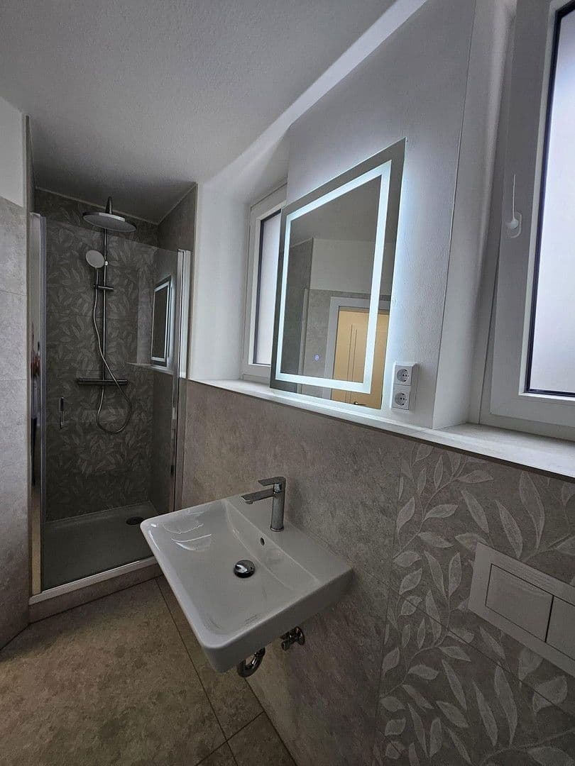 Pronájem bytu 3+1 92 m², Ampferweg 1, Göttingen, Dolní Sasko Pronájem bytu 3+1 92 m², Ampferweg 1, Göttingen, Dolní Sasko